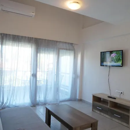 Giotis Apartment