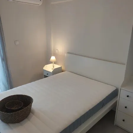 Apartment Giotis *