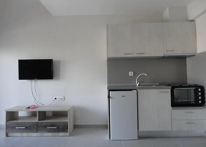 Giotis * Skala Sotiros